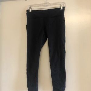 LULU LEMON CLASSIC CROP LEGGING